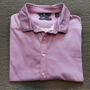 Hart Schaffner Marx Luxury Cotton Men’s Button Down Shirt.